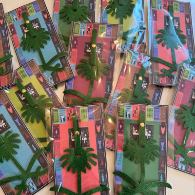 تعليقة النخله مجسم جلد اصلي